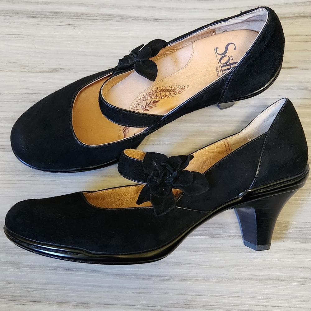 Söfft suede heels sz 6